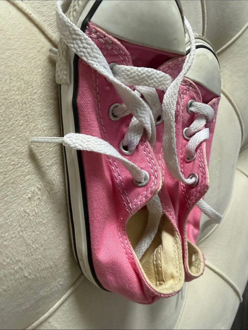 Converse Kids Low-Top Pink Canvas Sneakers with White Laces